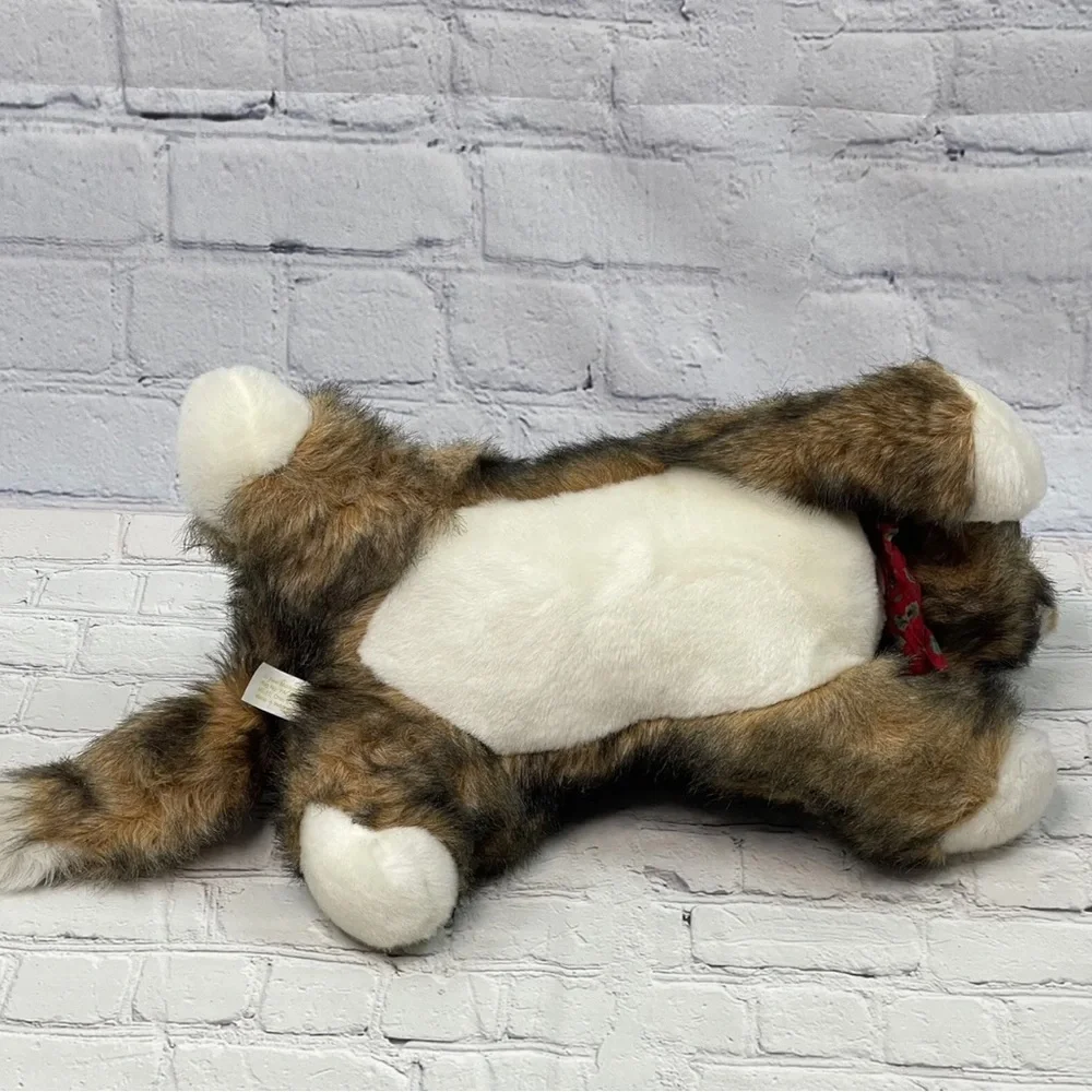 1992 Vintage Nick & Noel Christmas Plush Calico Cat with Jingle Bells 16